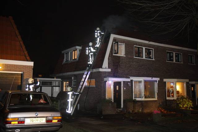 2008/334/2008-12-01 Binnenbrand HM Dijklaan Badhoevedorp 01.jpg